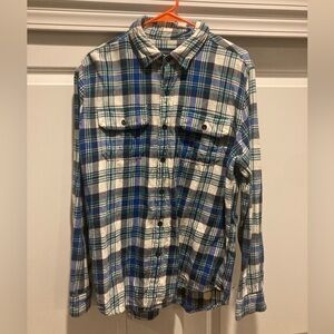 American Eagle flannel. Lightly used. Size Large